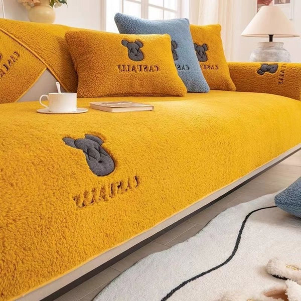 Lamby – Sofabezug aus Wolle mit Stickerei